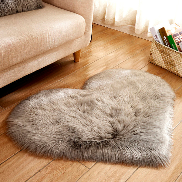 Shaggy Carpet Artificial Sheepskin Hairy Mat Wool Faux Fluffy Mats Love Heart Rugs NO Lint Carpet For Living Room 30x30/40x50cm